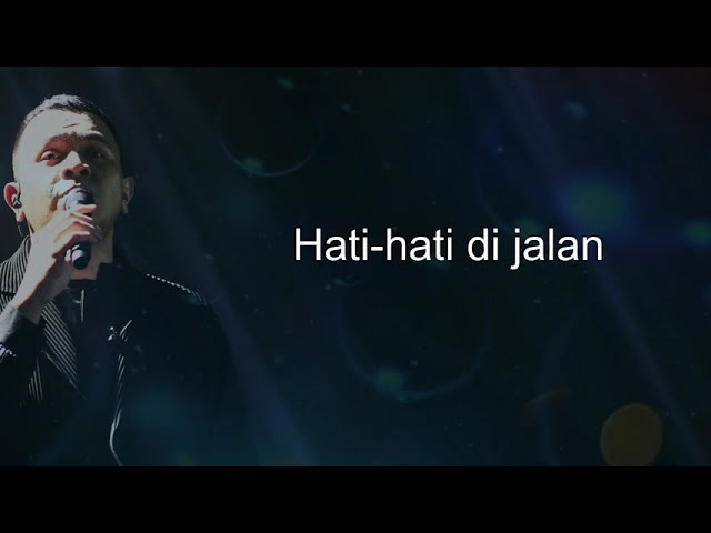 Lirik - Hati Hati Di Jalan (Tulus) || Cover Plamboy Music class=