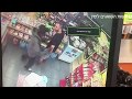 מסתנן אריתראי שניסה לבצע שוד בחנות נוחות בפלורנטין בתל אביב נוטרל לפני ביצוע השוד מסתנן אריתראי שניסה לבצע שוד בחנות נוחות בפלורנטין בתל אביב נוטרל לפני ביצוע השוד