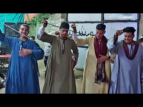  عمد محافظه اسيوط علي الطبل والمزمار مع الفنان انور عبد العزيز بكوم اسفحت