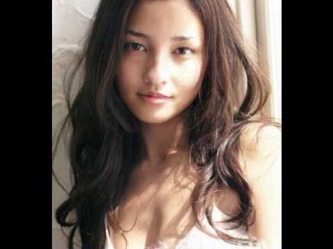 泣いてもいいか やしきたかじん 黒木メイサver Youtube 泣いてもいいか やしきたかじん 黒木メイサver Youtube