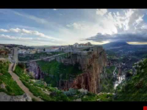 بلادي هي الجزائر    