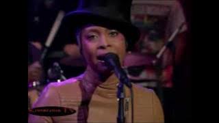 Erykah Badu - Window Seat Live Performance
