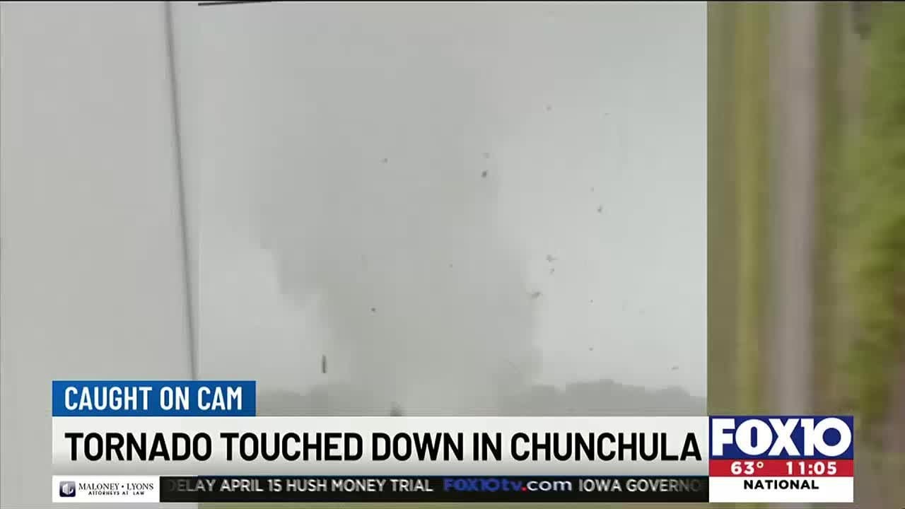 Tornado touches down in Chunchula - YouTube