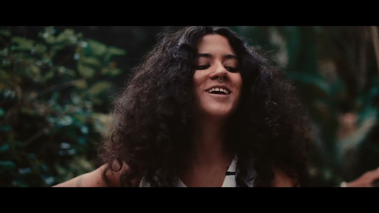 Watch Tori - Areia e Voz on YouTube Watch Tori - Areia e Voz on YouTube
