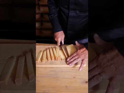 Vidéo: Comment trancher finement le fromage ?