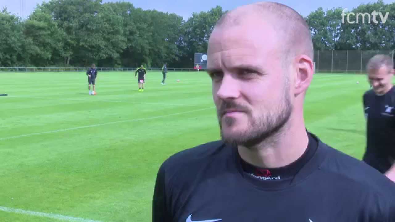 Bach Bak: Råb, skrig og buh fcmb bank