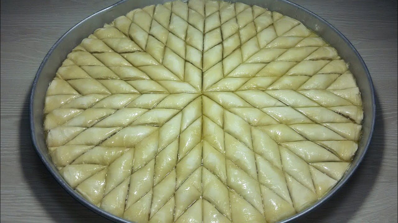 Baklava Nasil Yapilir Ev Baklavasi El Acmasi Cevizli Baklava Youtube Tatli Yemek Tarifleri Balkabagi Tarifleri