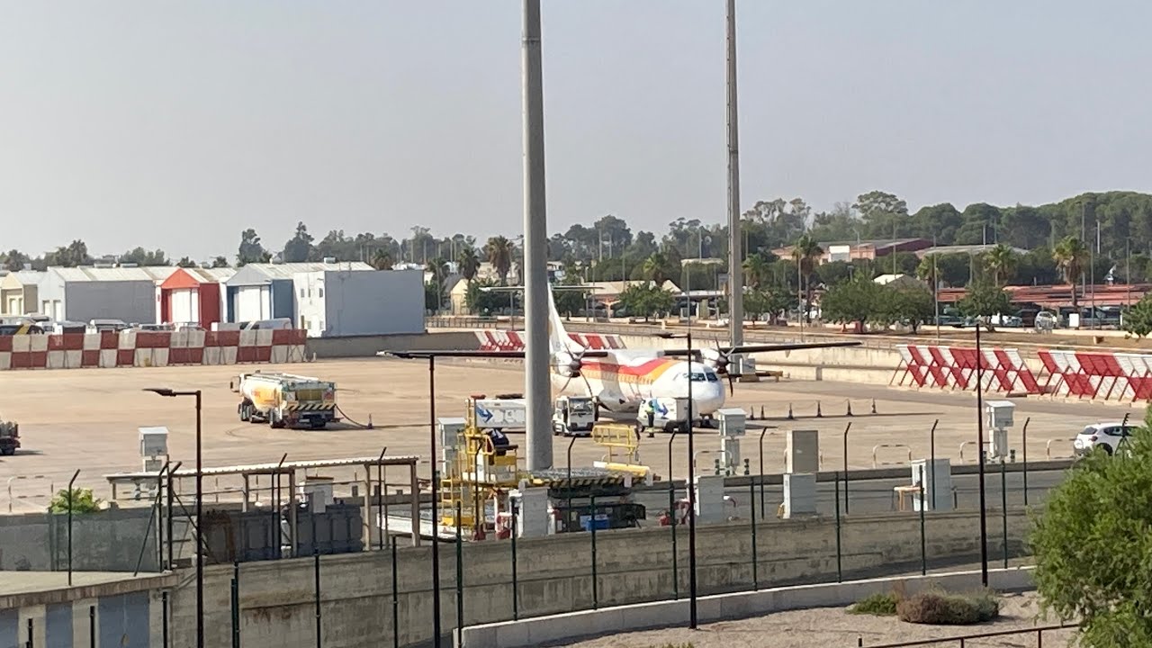 Valencia (Spain) Airport announcements
