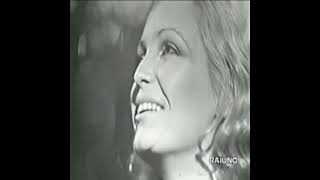 PATTY PRAVO  NEL GIARDINO DELL' AMORE [CANZONISSIMA 1969]
