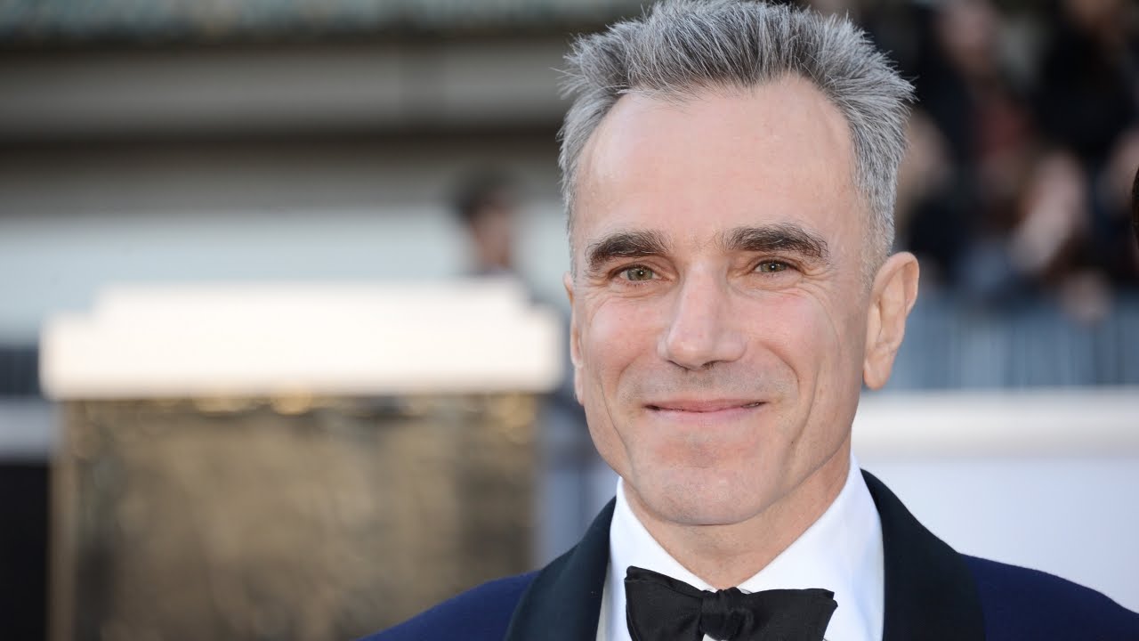 Daniel Day-Lewis retires from acting - YouTube