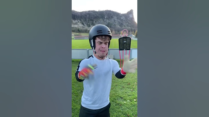 Wenn der kleinste ins Tor muss 😂😂 #viral #ytshorts #youtubeshorts #fußball #lachflash #lustig