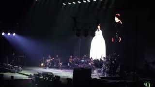 : [Fancam] Dimash - El Amor En Ti | STRANGER DIMASH CONCERT TOUR BUDAPEST