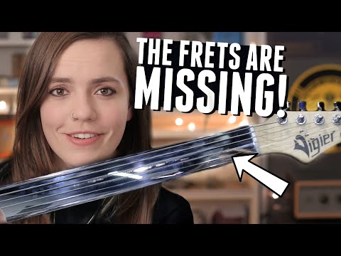 playing-a-fretless-electric-guitar-sounds-so-weird!