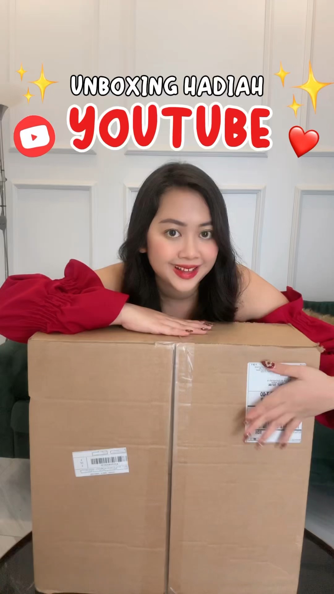 UNBOXING HADIAH DARI YOUTUBE ?❤️✨ | Klara Tania #shorts
