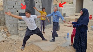 Download Lagu Strong opposition: Raham breaks engineer's pride in front of Golrokh's family MP3 Download Lagu Strong opposition: Raham breaks engineer's pride in front of Golrokh's family MP3