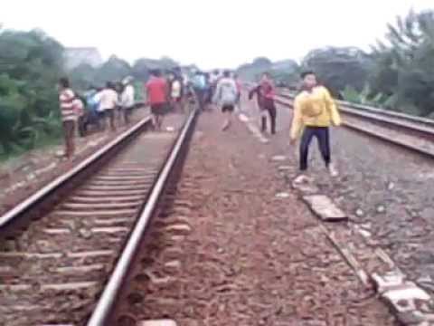 XmV 196+712+204 VS XMV 201+541