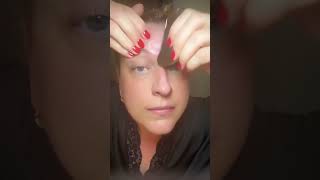 Массаж лица скребком гуаша. Межбровка #массажлица #гуаша