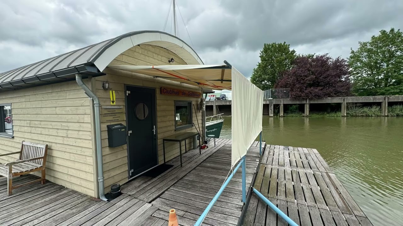 Zaltbommel, de jachthaven “de Golfbreker”