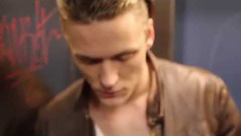 Konsulat (feat. Sölvi Magnússon & Bara Heiða) – Save a prayer