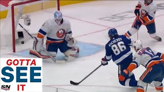 GOTTA SEE IT: Lightning Take 'Shots On Net' To Next Level Vs. Islanders In Game 1