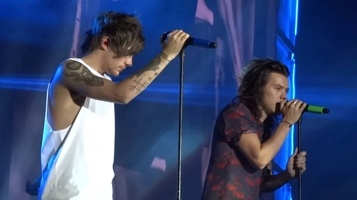 One Direction - Little Things - OTRA June 6th, Car...