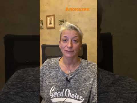 Почему желтеют листья у алоказии?