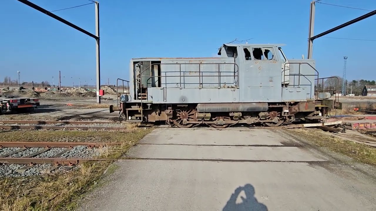 Dechargement de la locomotive hlr 8269