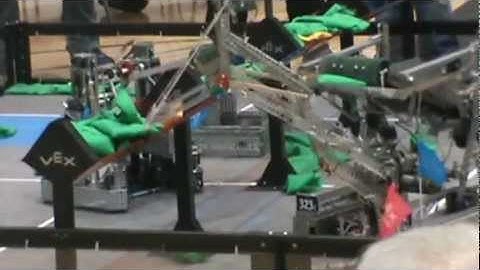 1233C vs. 323 Vex Sack Attack Competition Portland