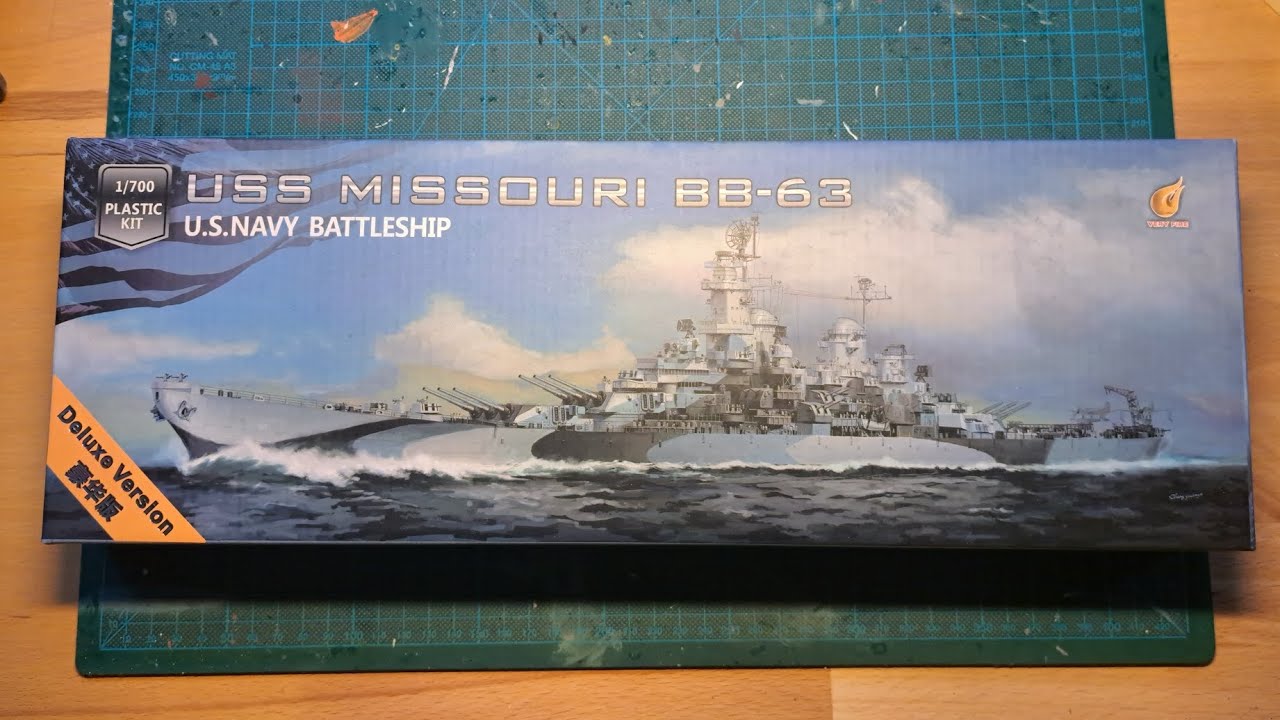 Very Fire 1/700 USS Missouri BB-63 Deluxe Version [4k Unboxing] 
