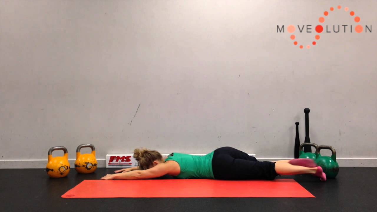 Crocodile Reach and Roll - YouTube