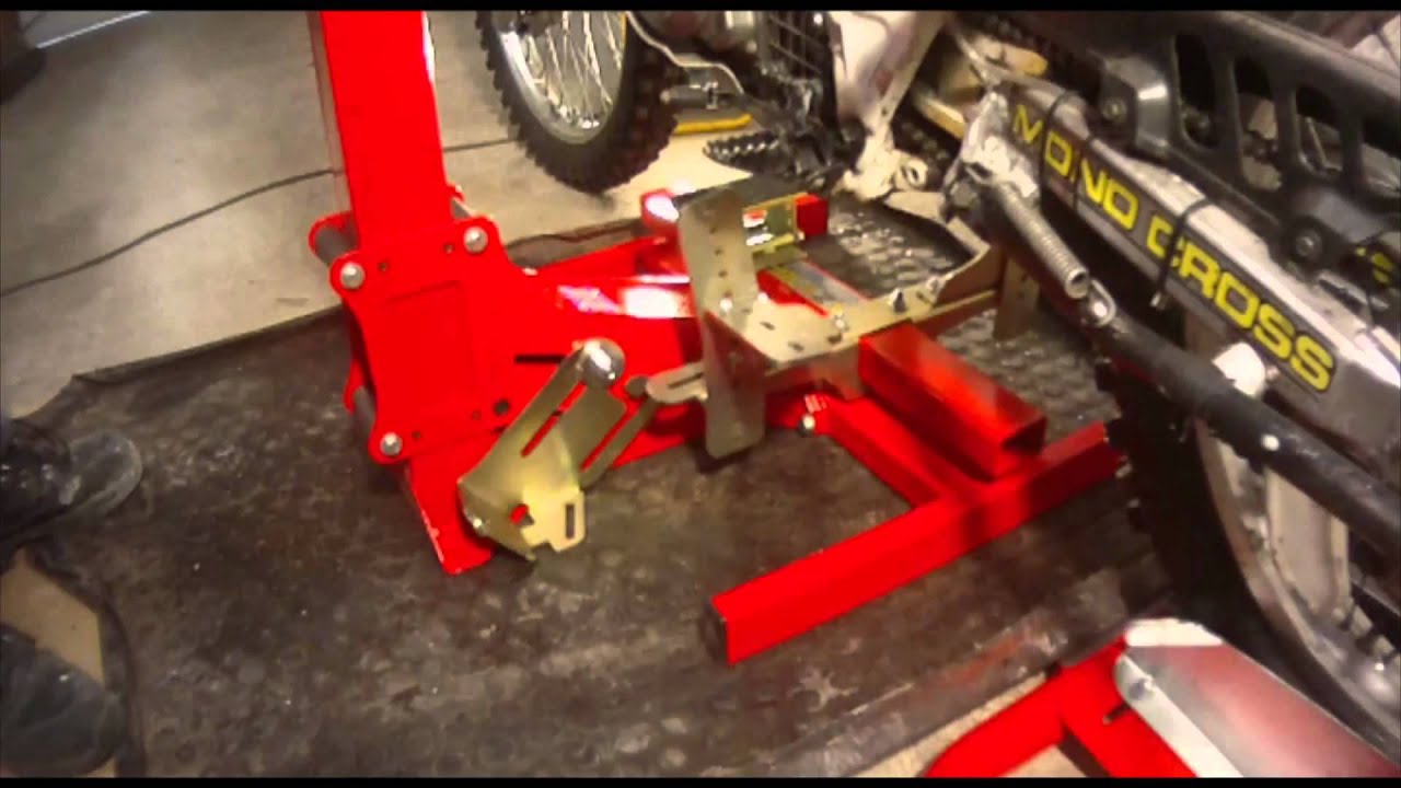 forvrængning Let at ske Kloster Motorbike lift Eazyrizer Red - YouTube