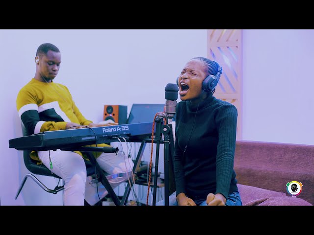 EEEIII 😱😱WOOOOOW SEE HOW AUGUSTINA MAWUENAM SANG KEPT BY THE POWER GOD 🔥🔥 class=