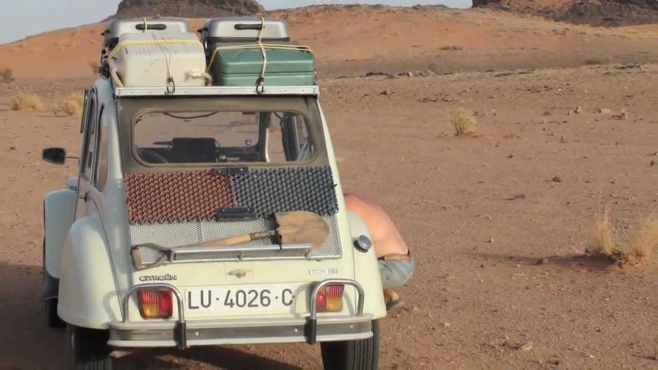 Marruecos. Desierto de arena y piedra