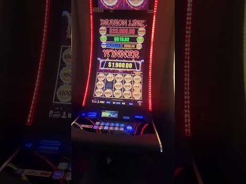 Shooting Craps🎲🎲 #dice #gambling #casino #street #money #finance