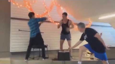 Albertstuff - Call me maybe