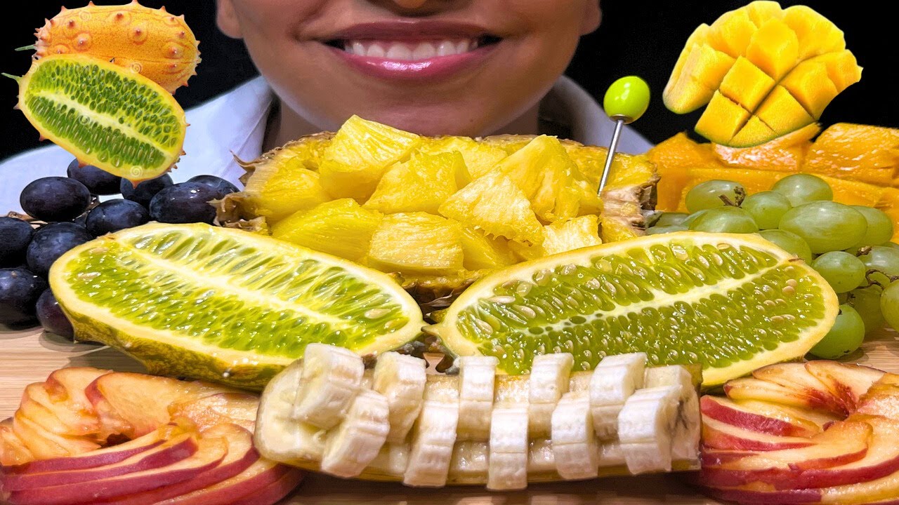 ASMR EXOTIC FRUIT MUKBANG DRAGON FRUIT, KIWANO HORNED MELON, PEPINO