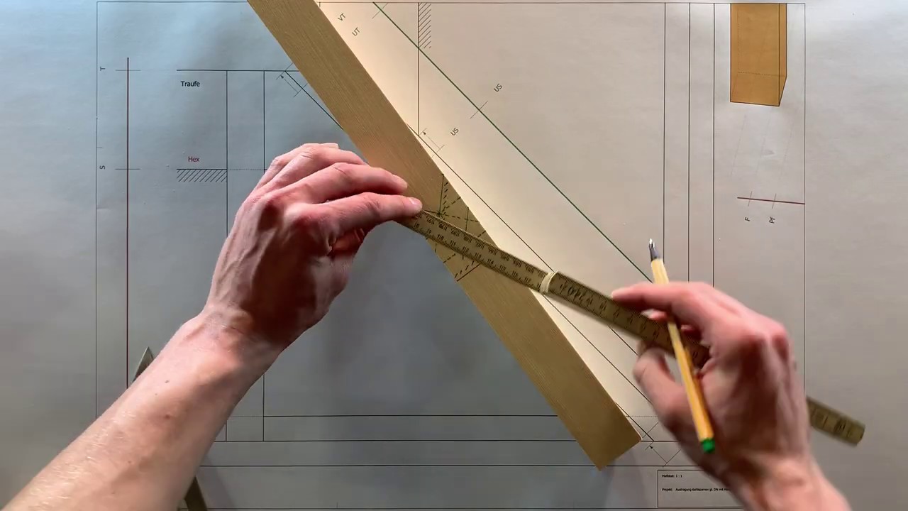 Anreißen Kehlsparren gleiche Dachneigung | Bildungszentrum Holzbau Biberach