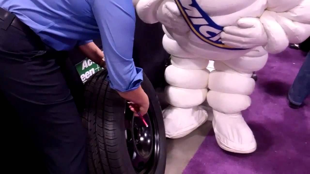 National Toronto Women's Show Active Green Ross AskPatty.com