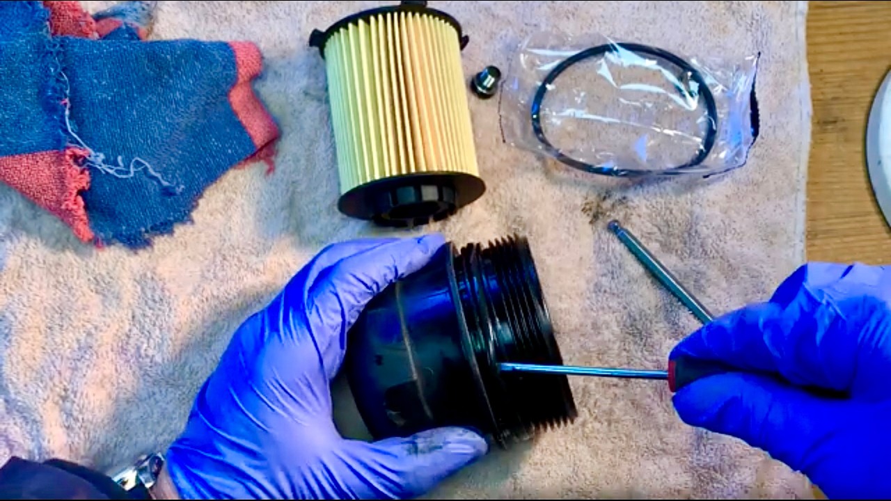 Volvo XC60 2.0L D4 Diesel Engine Oil & Filter Replacement - How to Step by Step Guide 2018 Onwards