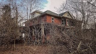 120 year old Abandoned Pendleton Mansion Left Forgotten for Decades in Maryland