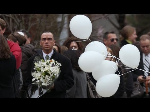 Video: Kartoitettu: Kaikki Yhdysvaltojen Joukkotutkinnot Sandy Hook - Matador Network -verkoston Jälkeen