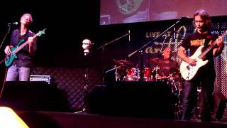 Miniatura del video "Tim Reynolds and TR3 9.13.11 See You In Your Dreams [HD]"
