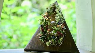 Gilbert O'Sullivan. “Nothing rhymed” covered by Shin Fujishima. Wreathes are made by Shin Fujishima