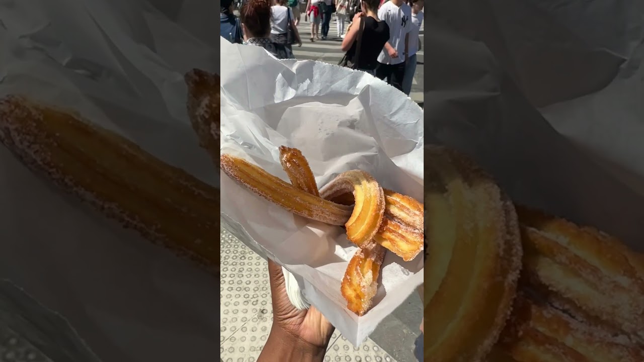Vegan sweet treats in pariiii 🇫🇷🫶🏽🌱#foodie #travel #food #dessert #vegan