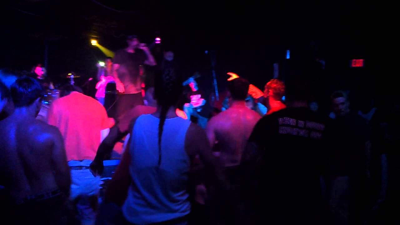 MADBALL-SPIT ON YOUR GRAVE @ THE DRUNK HORSE PUB MADBALL-SPIT ON YOUR GRAVE @ THE DRUNK HORSE PUB