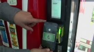 Android's next version to offer new ways to fetch information, pay merchants, protect privacy. (May screenshot 3