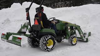 John deere 1023E Winter, Loading snow by Charlimage 24,505 views 5 years ago 19 minutes