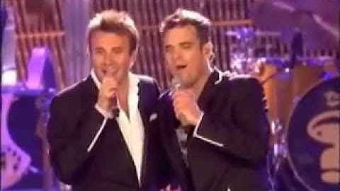 Robbie Williams and Jonny Wilkes - Me and my Shadow Live @ Leeds 2006