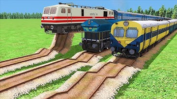 3 TRAINS RUNNING ON RISKY RAILROAD TRACKS | World
