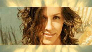 Alanis Morissette - Spineless (subt ing-esp)